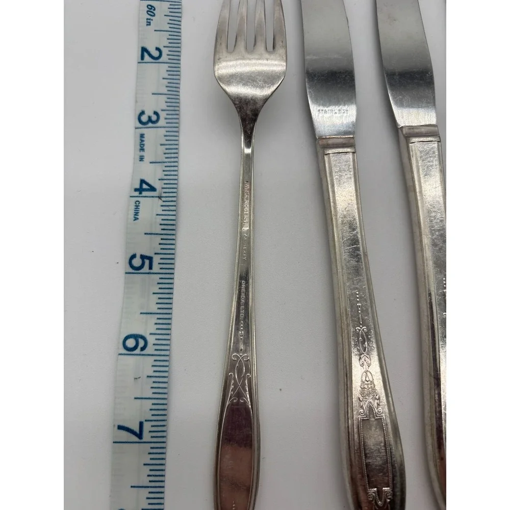 Vintage Stainless Steel Flatware Butter Knives & Fork Ornate Pattern Set‎ Lot